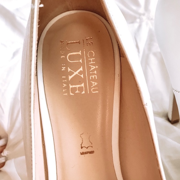 Le Chateau LUXE White Platform Peeps - Picture 6 of 7